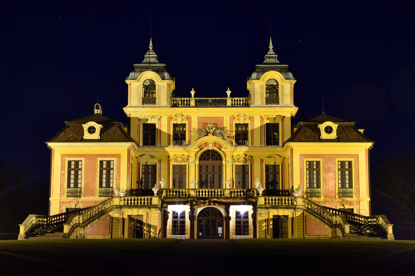 Schloss Favorite Ludwigsburg Nachtaufnahme