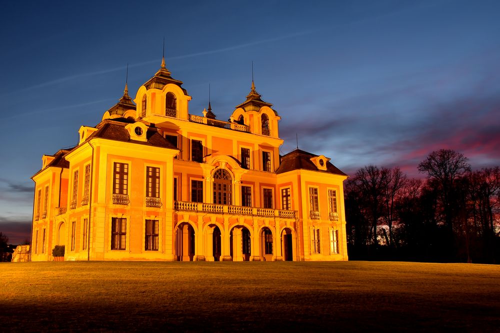 Schloss Favorite Ludwigsburg Nordseite bei Sonnenuntergang