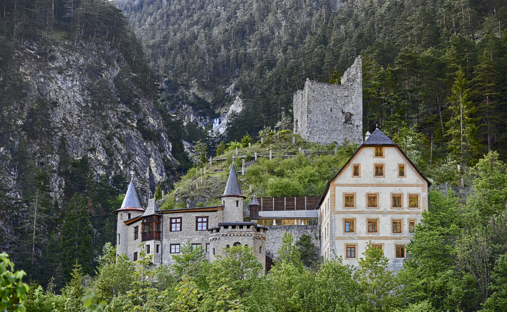 Schloss Fernstein - Tirol, Austria