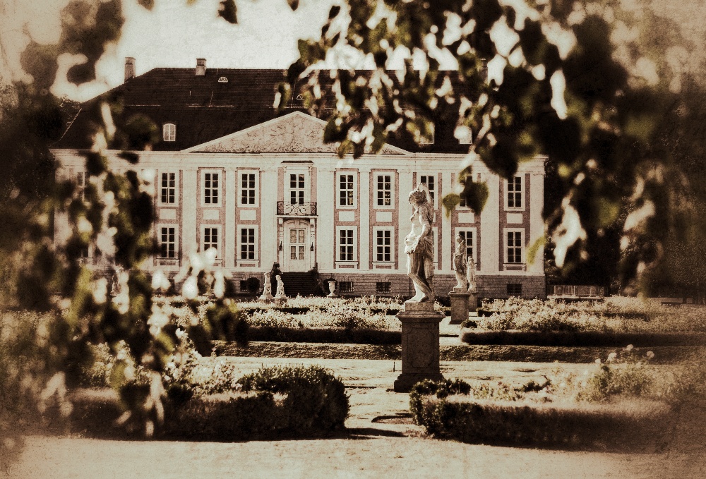 Schloss Friedrichsfelde