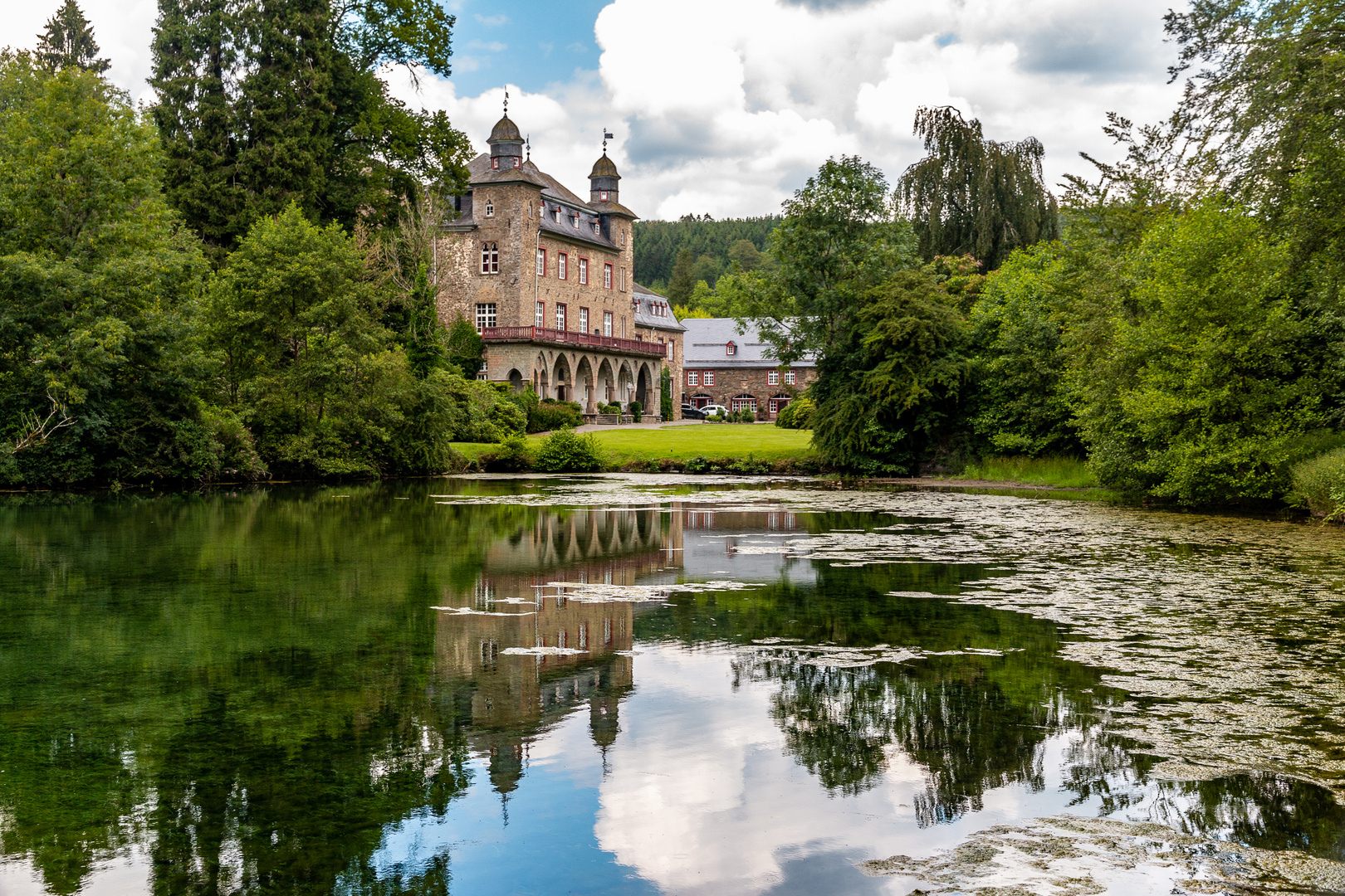 Schloss Gimborn Im Oberbergischen Foto Bild Architektur Landschaft Sonstiges Bilder Auf Fotocommunity