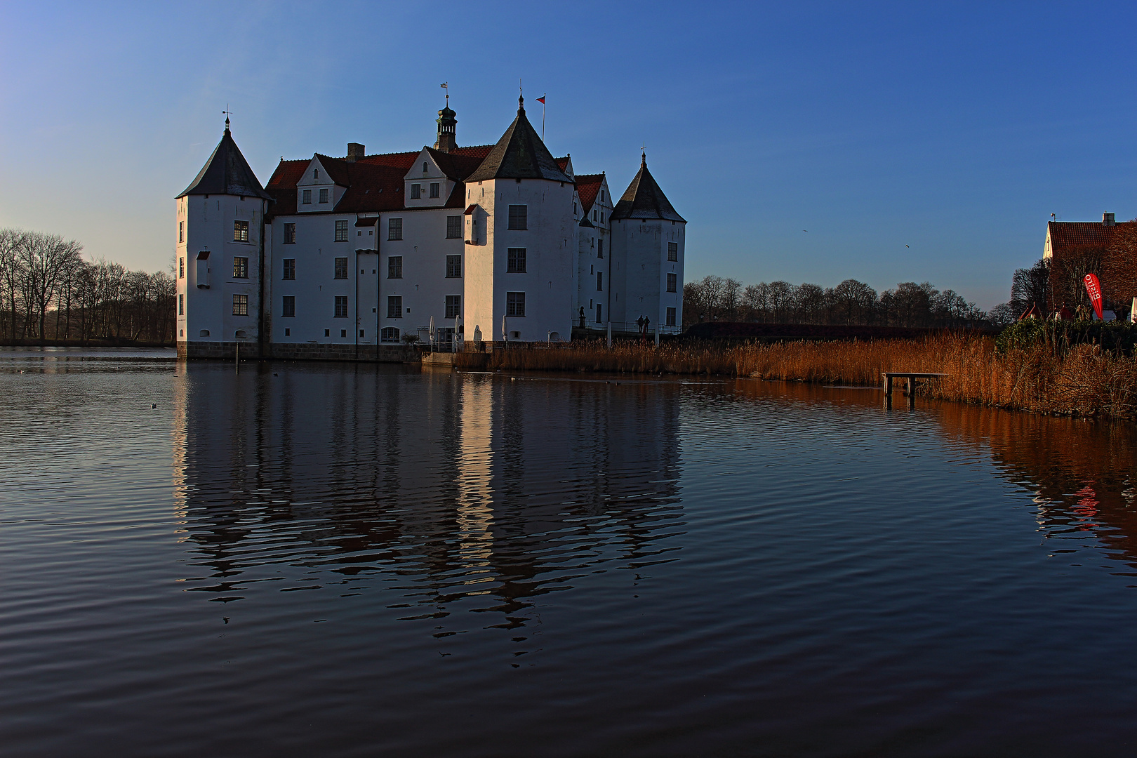 Schloss Glücksburg (HDR)