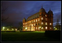 Schloss Gottesaue in der Dämmerung