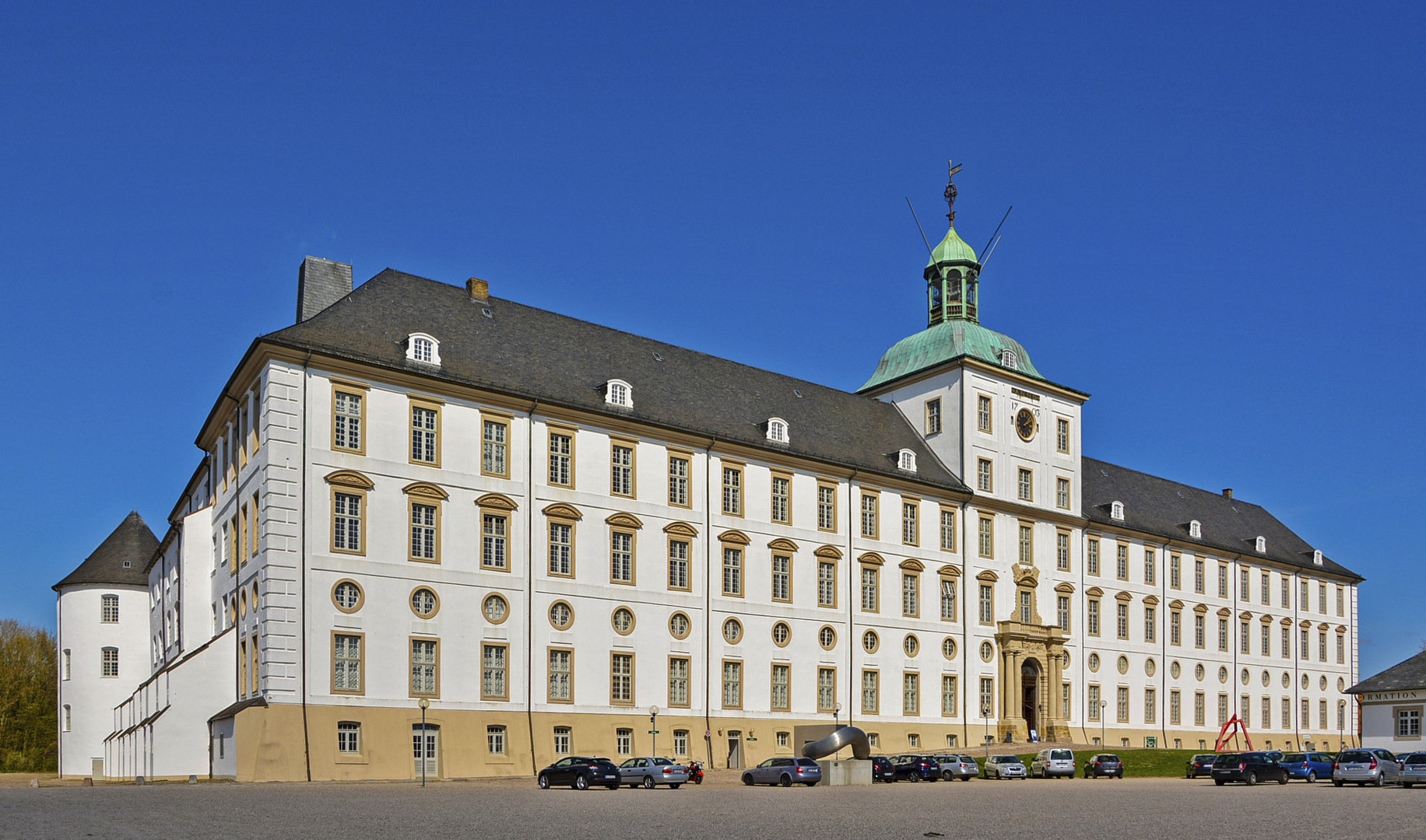 Schloss Gottorf am Parkplatz