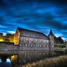 Schloss Gracht zur blauen Stunde in Erftstadt II