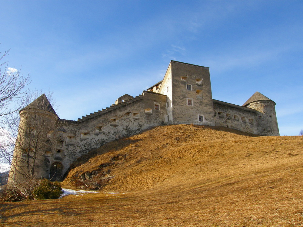 Schloss Heinfels