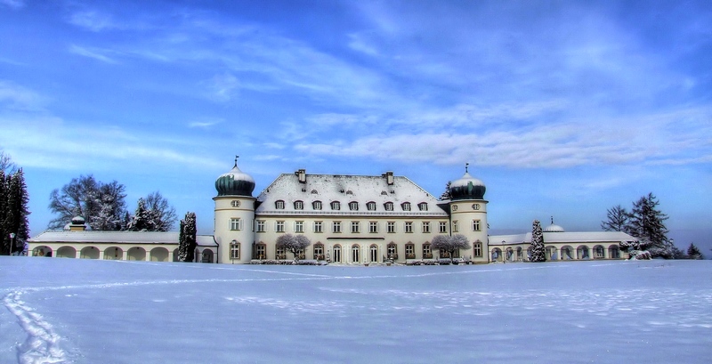 Schloss Höhenried am Starnberger See.