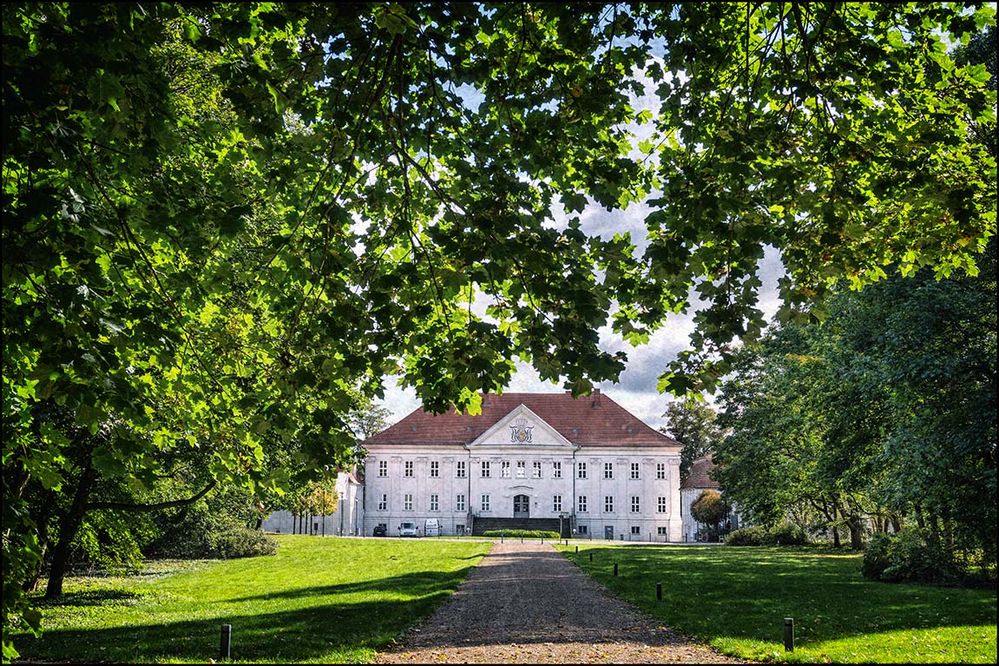Schloss Hohenzieritz #1