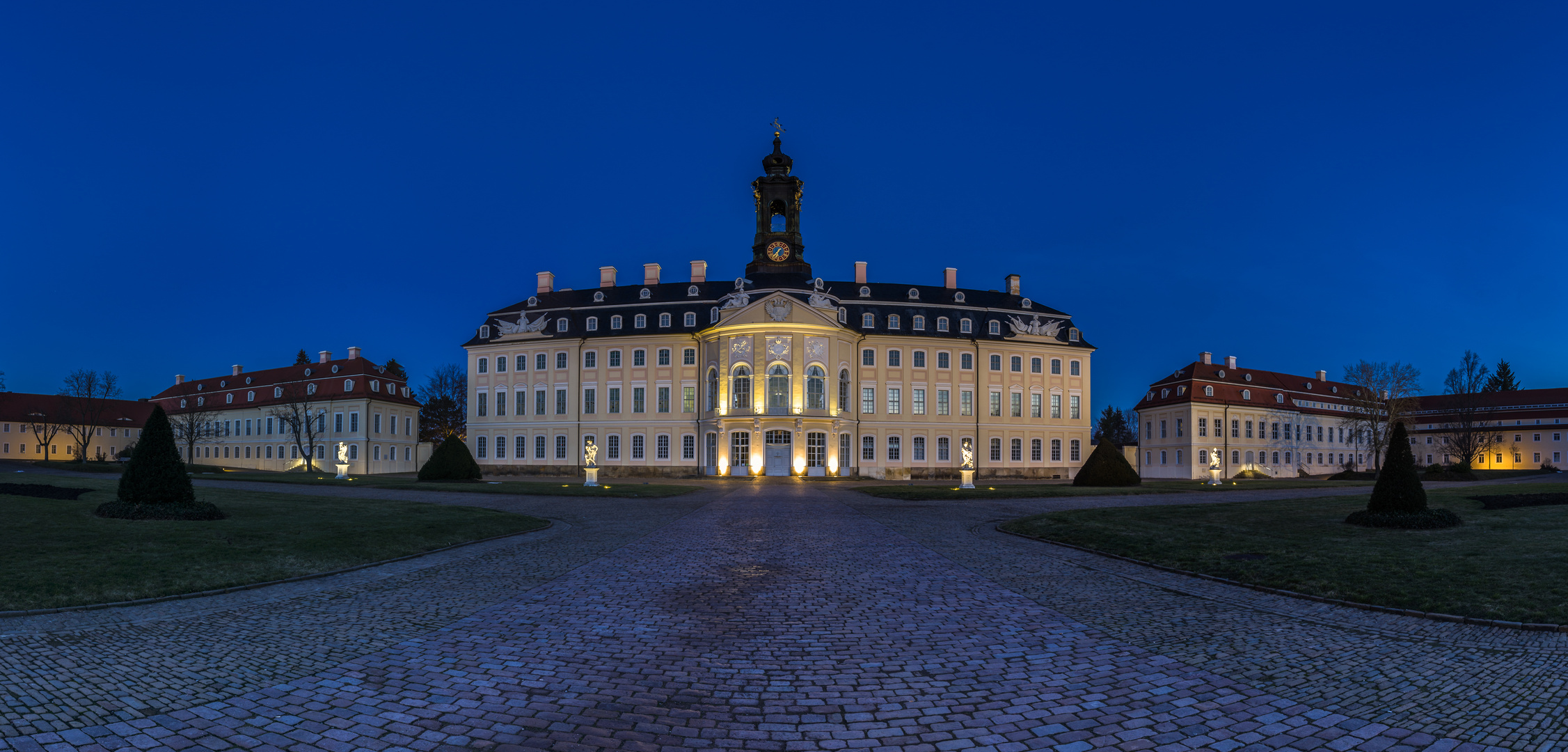 Schloss Hubertusburg zur blauen Stunde