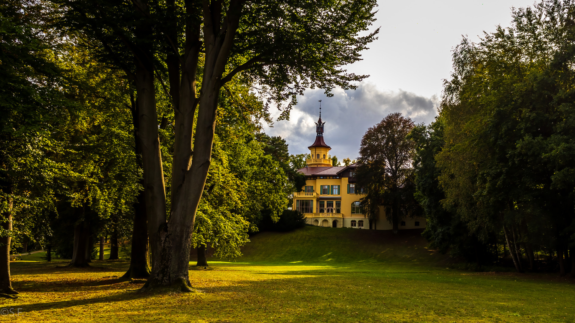 Schloss Hubertushöhe