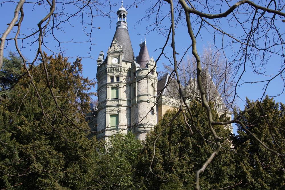 Schloss Hünegg am Thunersee
