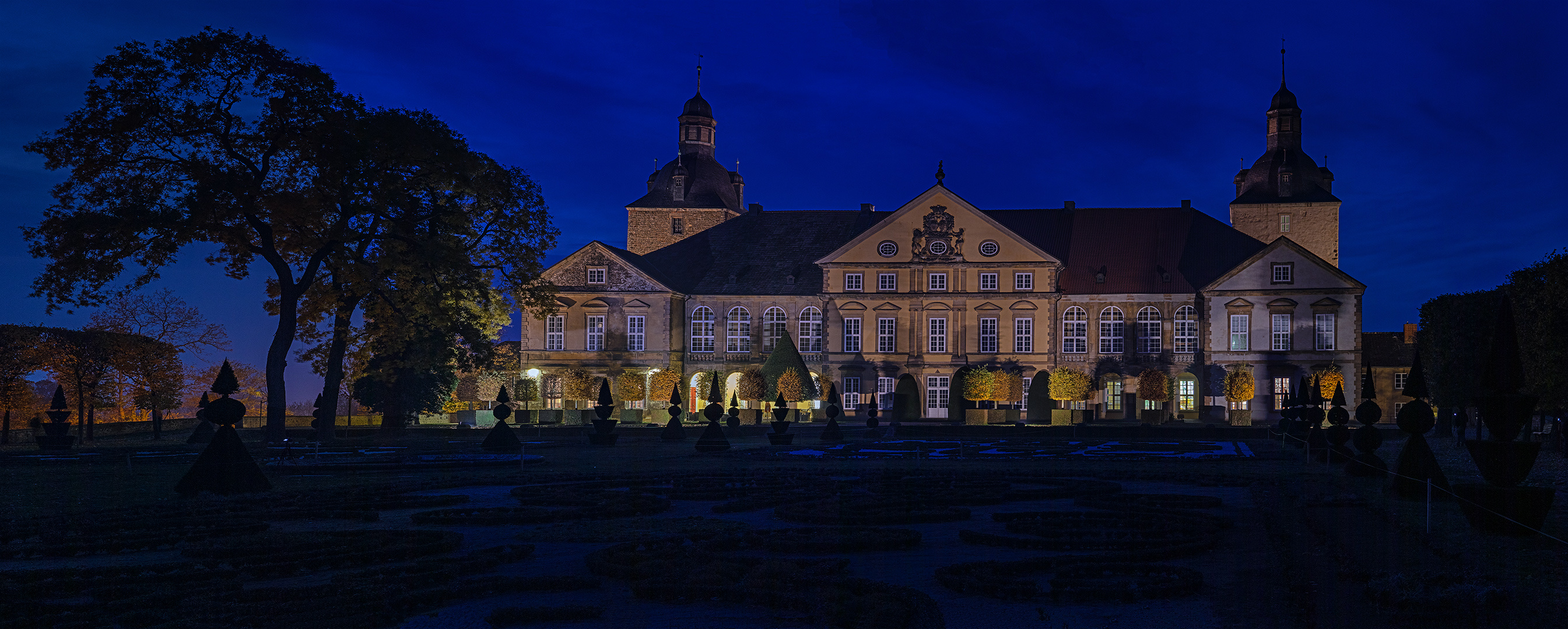 Schloß Hundisburg...