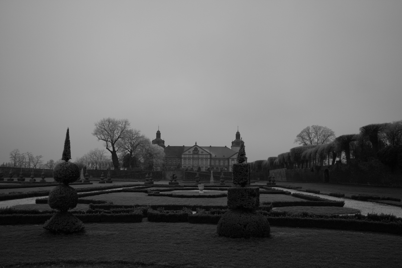 Schloss hundisburg.