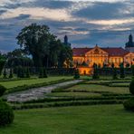 Schloß Hundisburg am Abend (1)