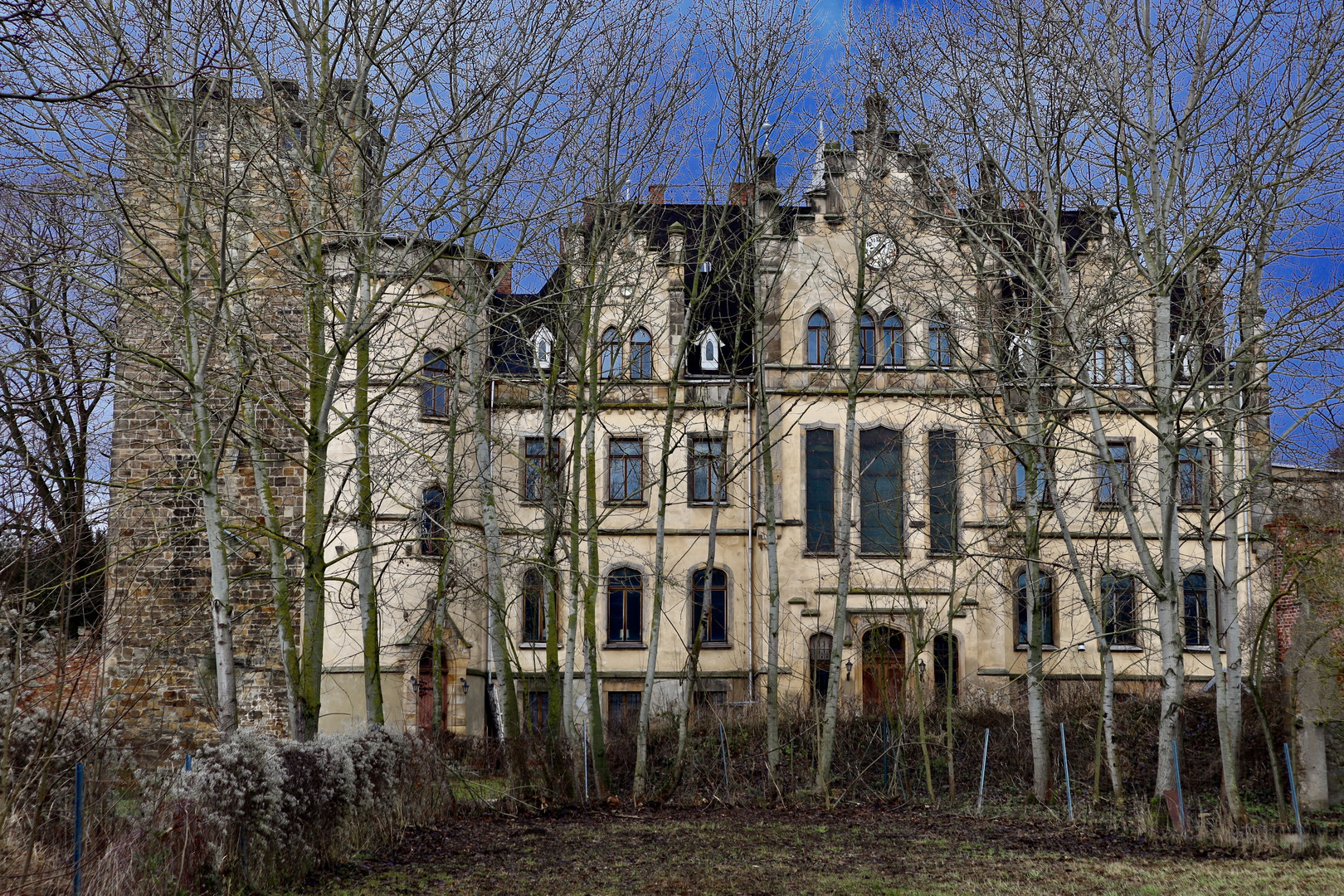 Schloß im Dornröschenschlaf