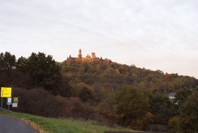 Schloß im Herbst