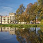 Schloss im Herbst