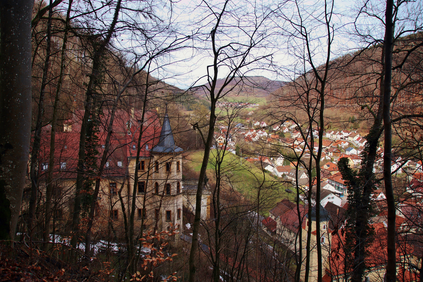 Schloß im Tal