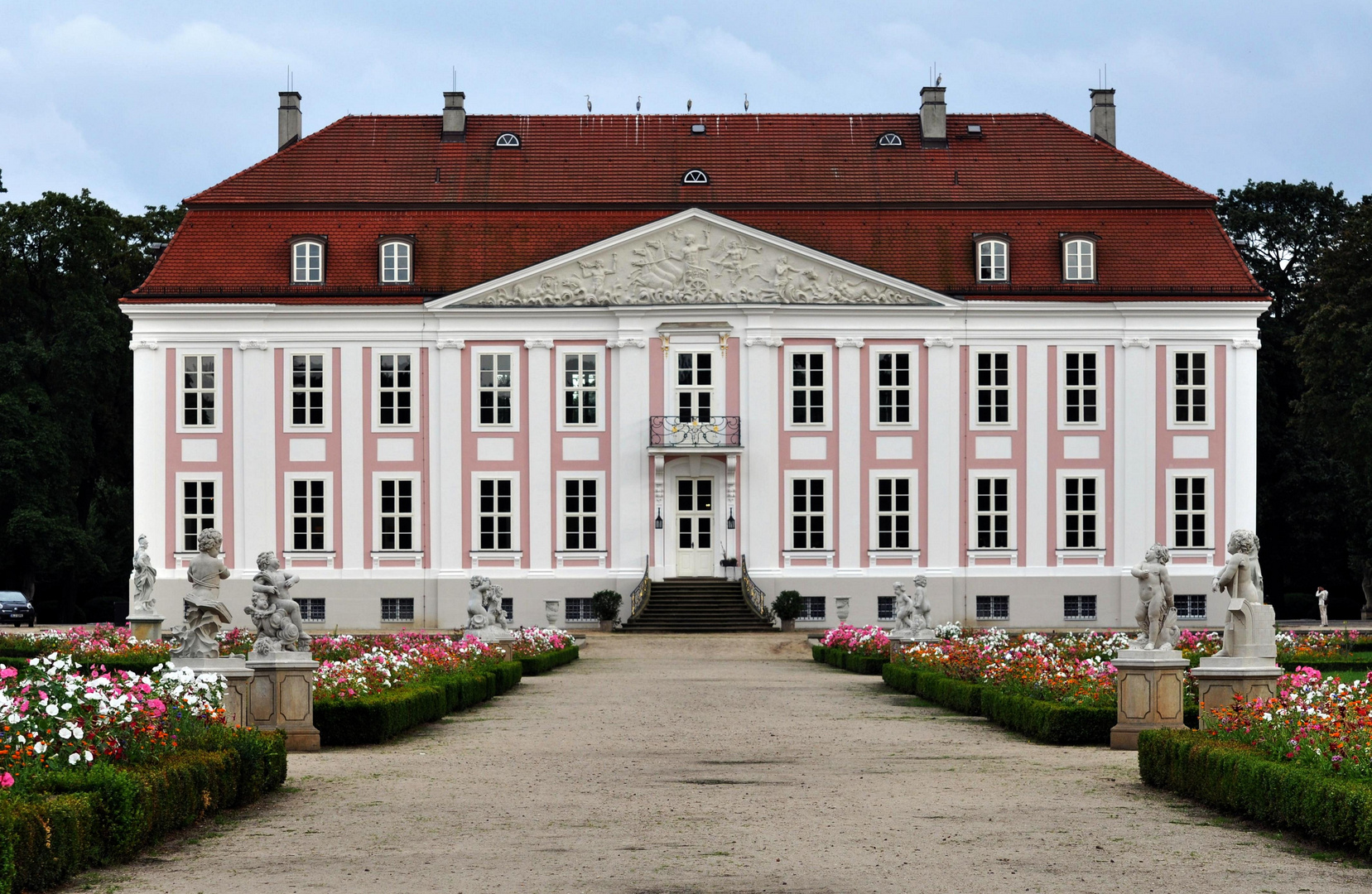 Schloß im Tierpark Friedrichsfelde in Berlin