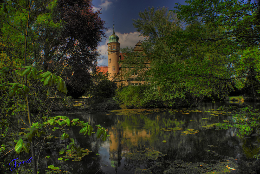 Schloss im Wald "2"