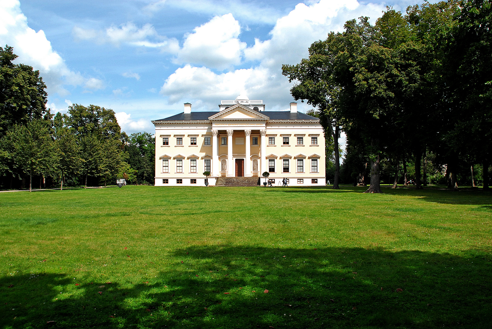 Schloss im Wöritzer Park