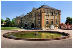 Schloss in Bruchsal vom Park aus