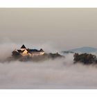 Schloß in den Wolken