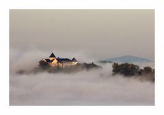 Schloß in den Wolken