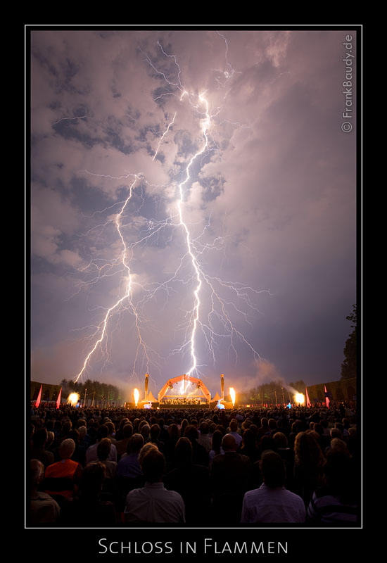 Schloss in Flammen 2008 - Schwetzingen - Blitz