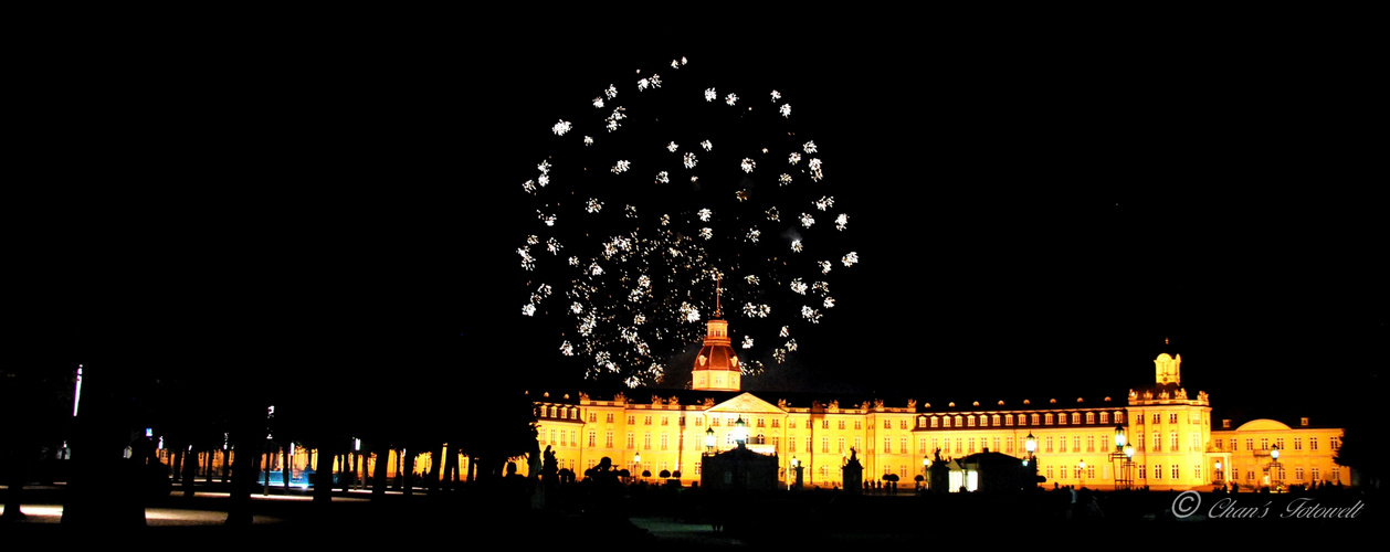 Schloß in Flammen