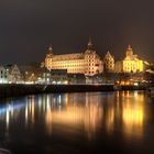 Schloss in Neuburg / Donau in kalter Winternacht