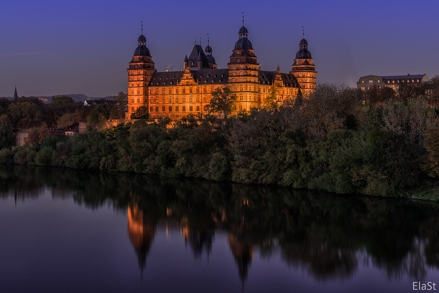 SCHLOSS JOHANNISBURG