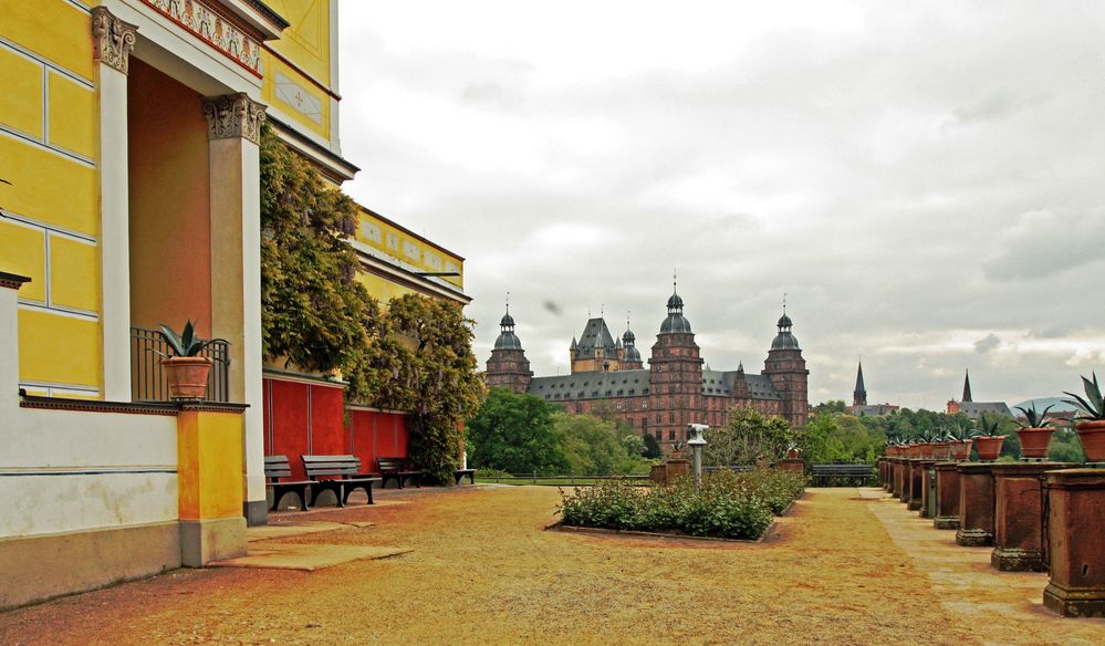 Schloss Johannisburg *