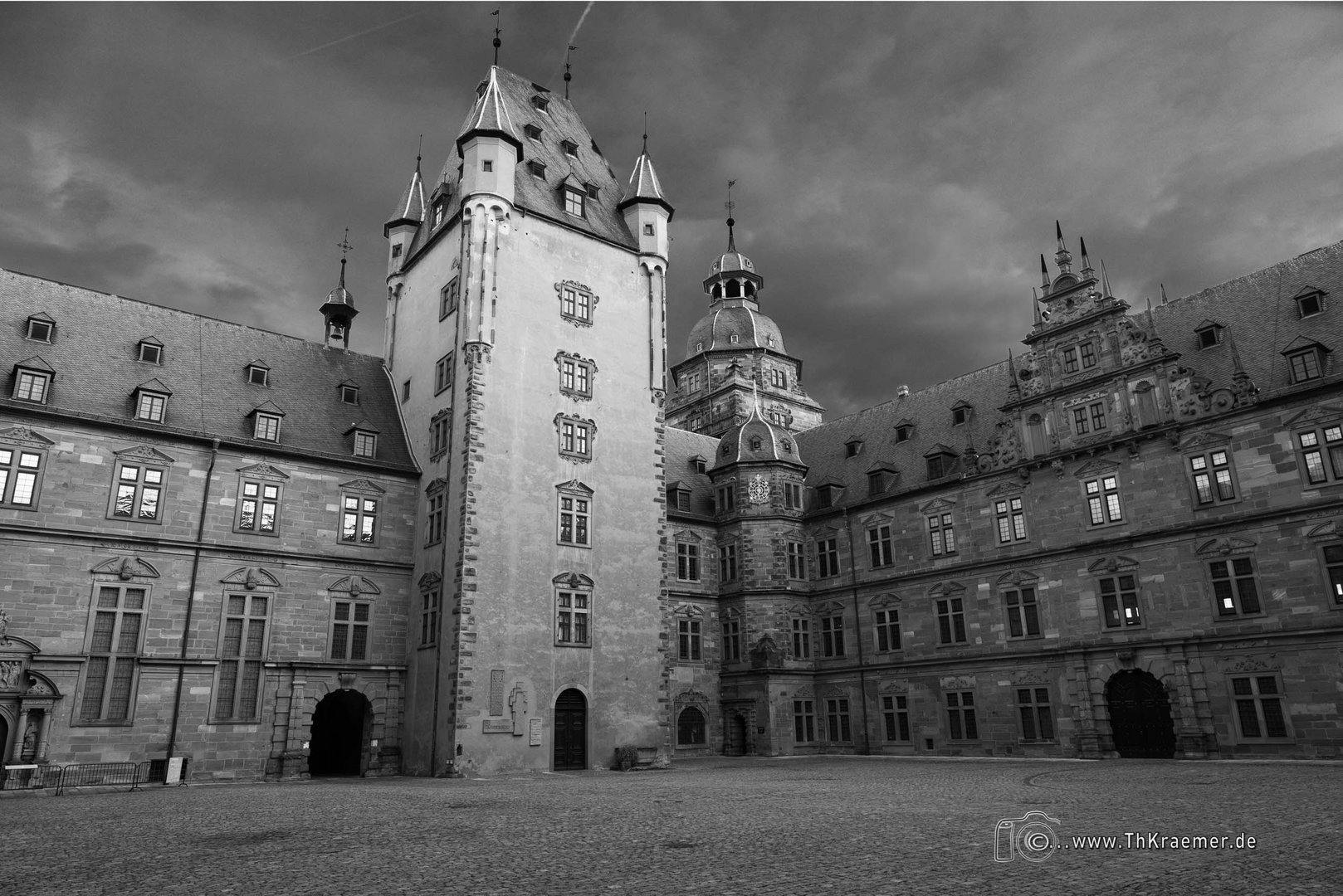 Schloss Johannisburg - D75_3995-sw