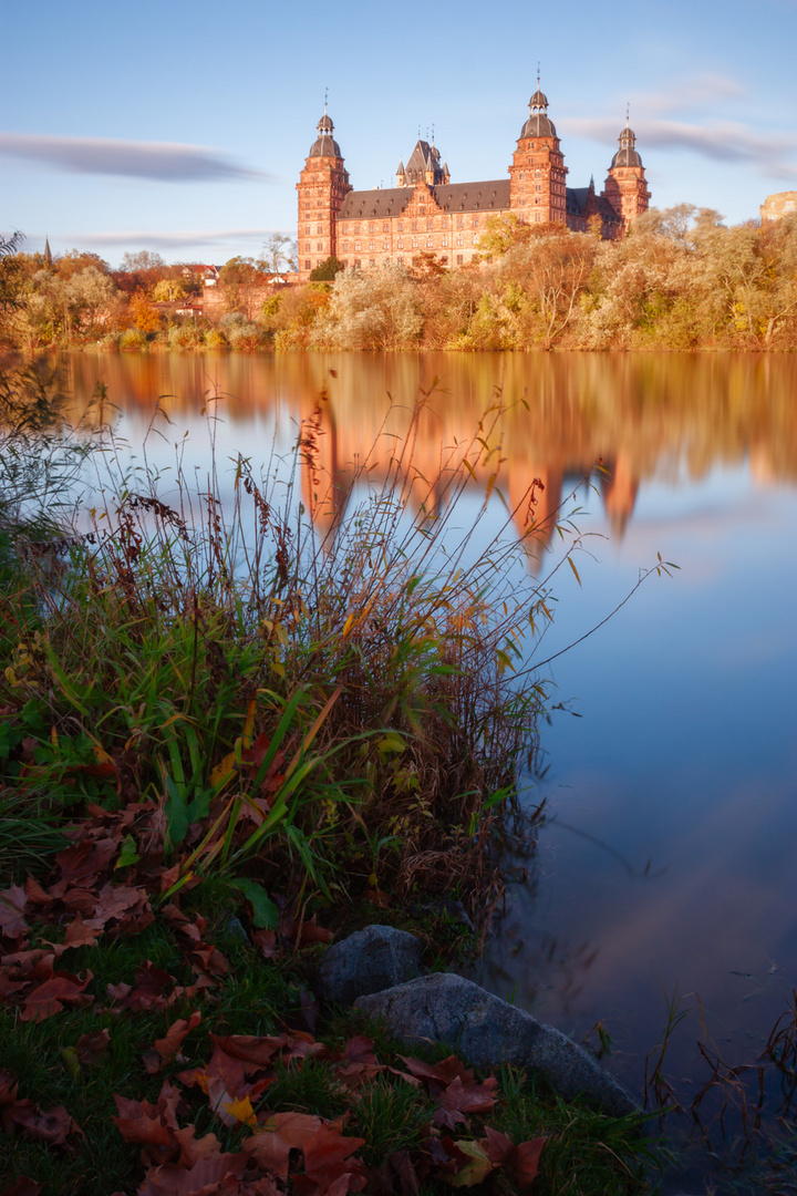 ~~ Schloss Johannisburg im Herbst ~~