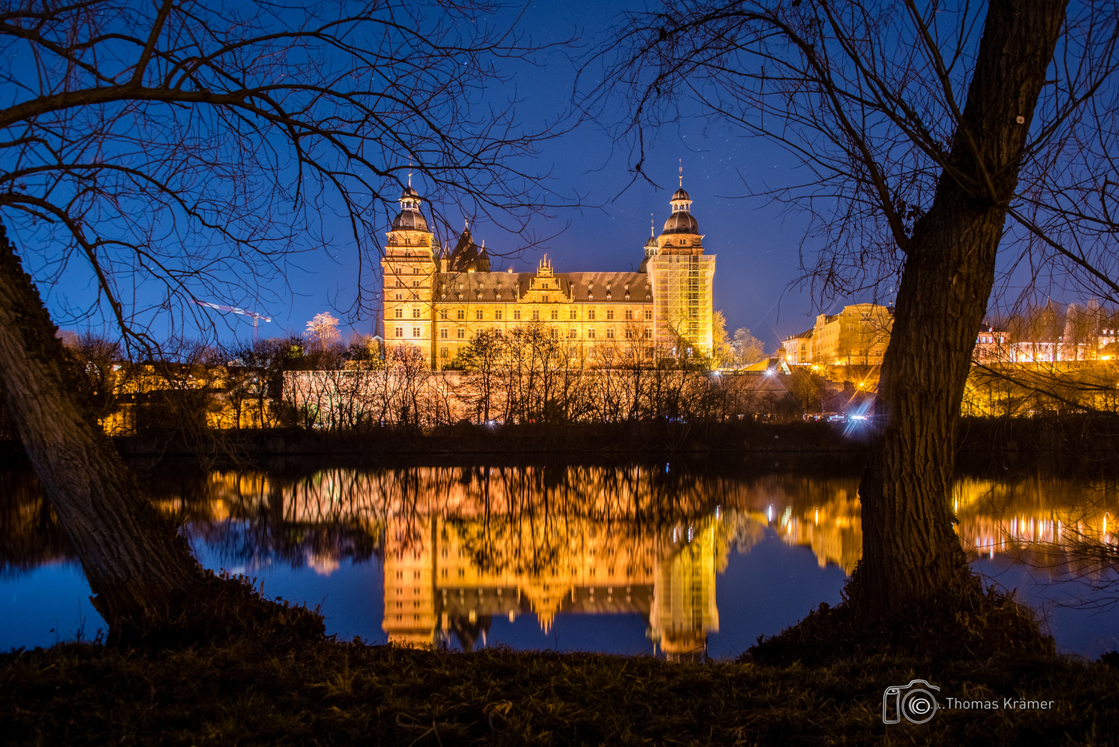 Schloss Johannisburg  in der Nacht D75_2068