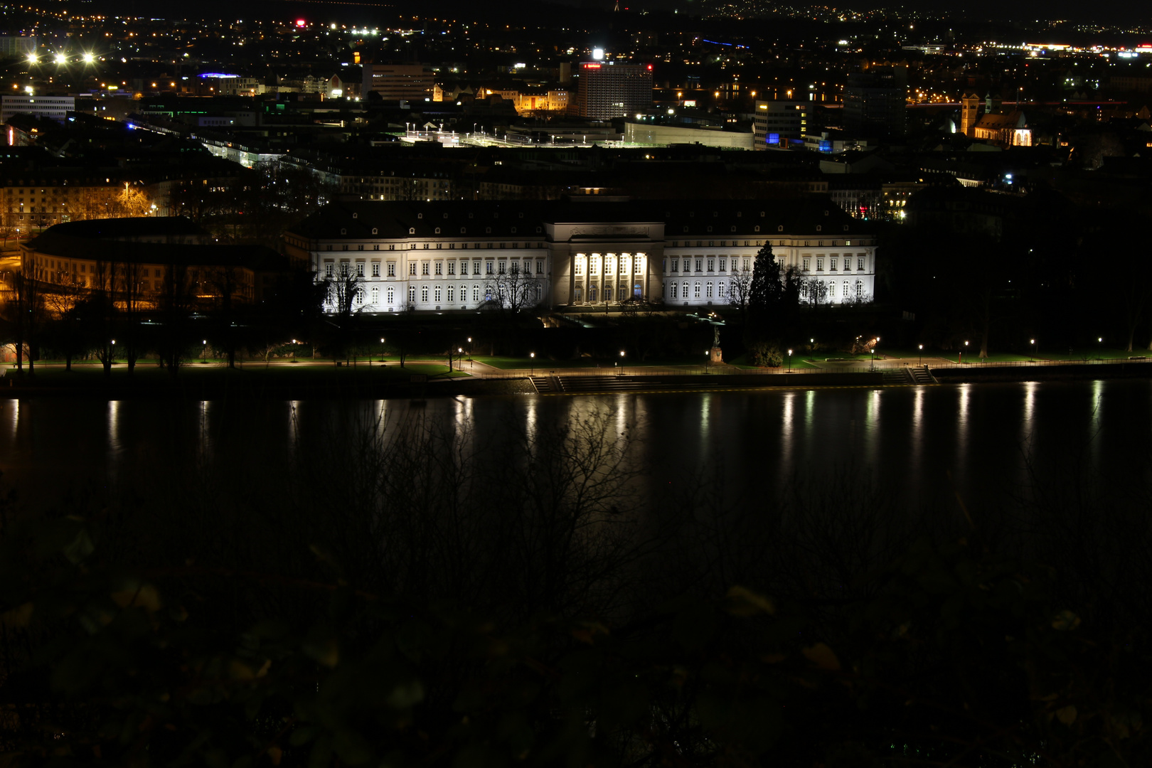 Schloss Koblenz bei Nacht