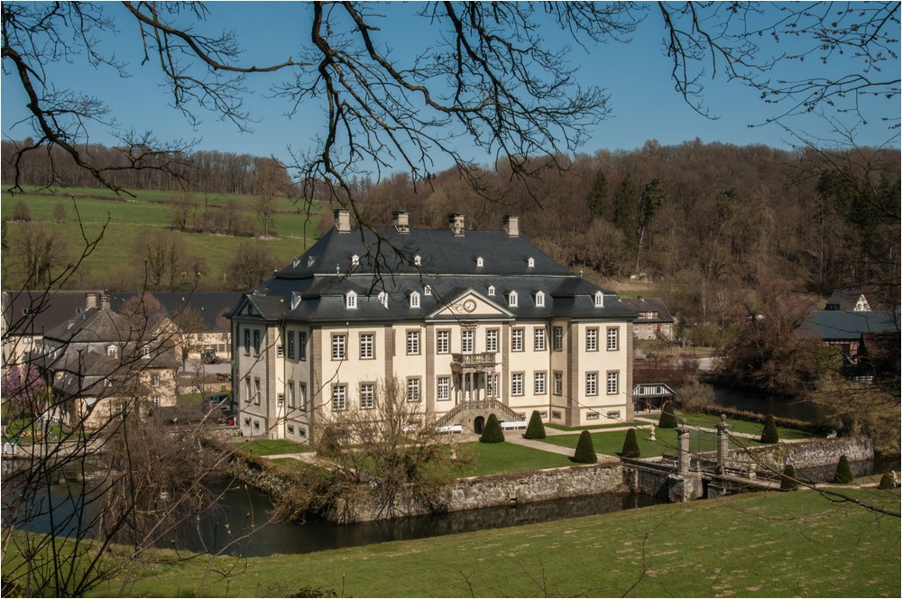 Schloss Körtlinghausen ...