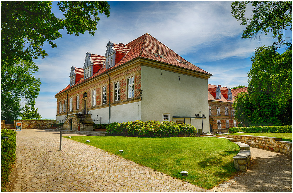 Schloss Landestrost