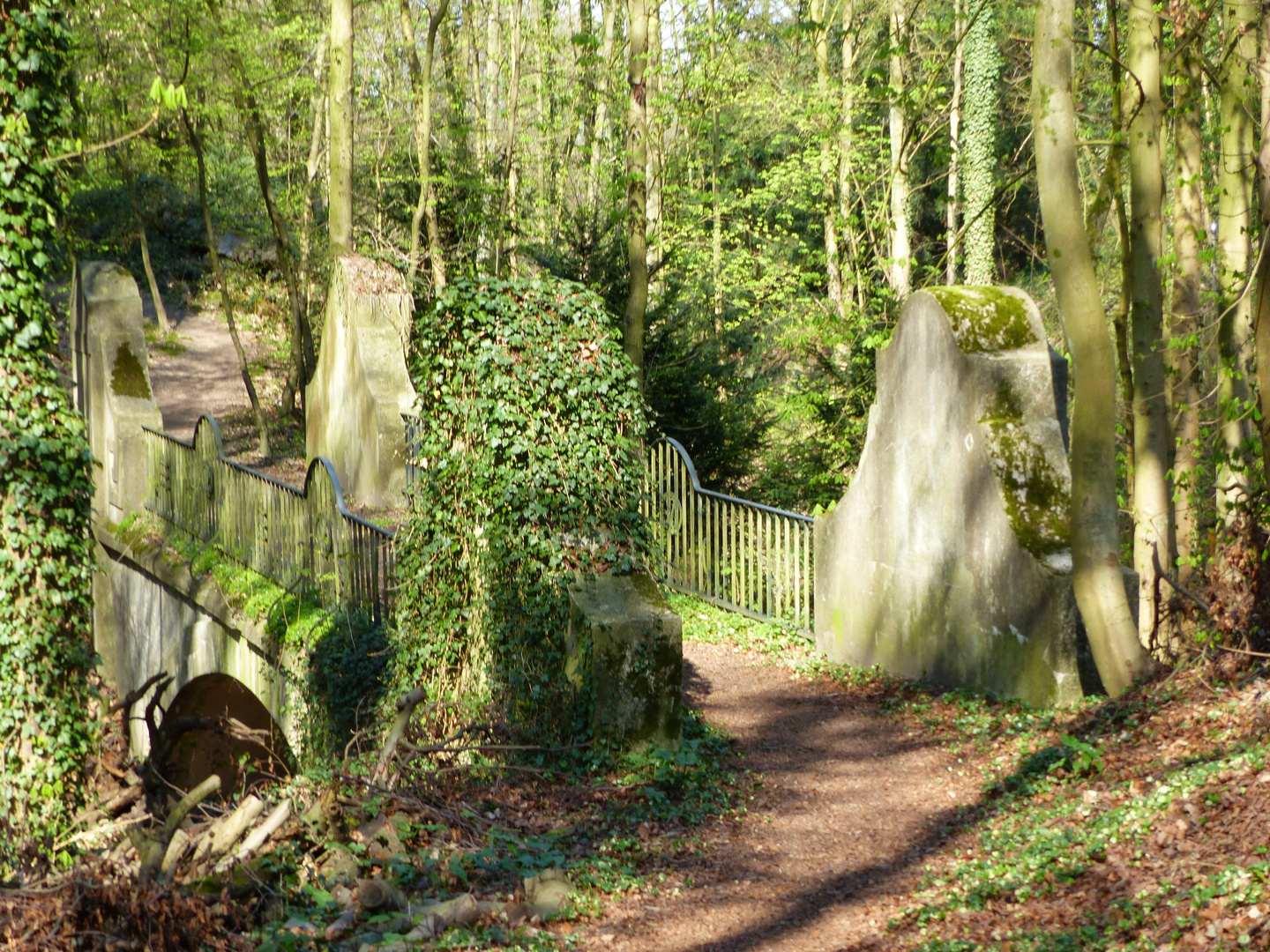 SCHLOSS LANDSBERG / PARK