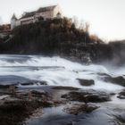 Schloss Laufen über dem Rheinwasserfall