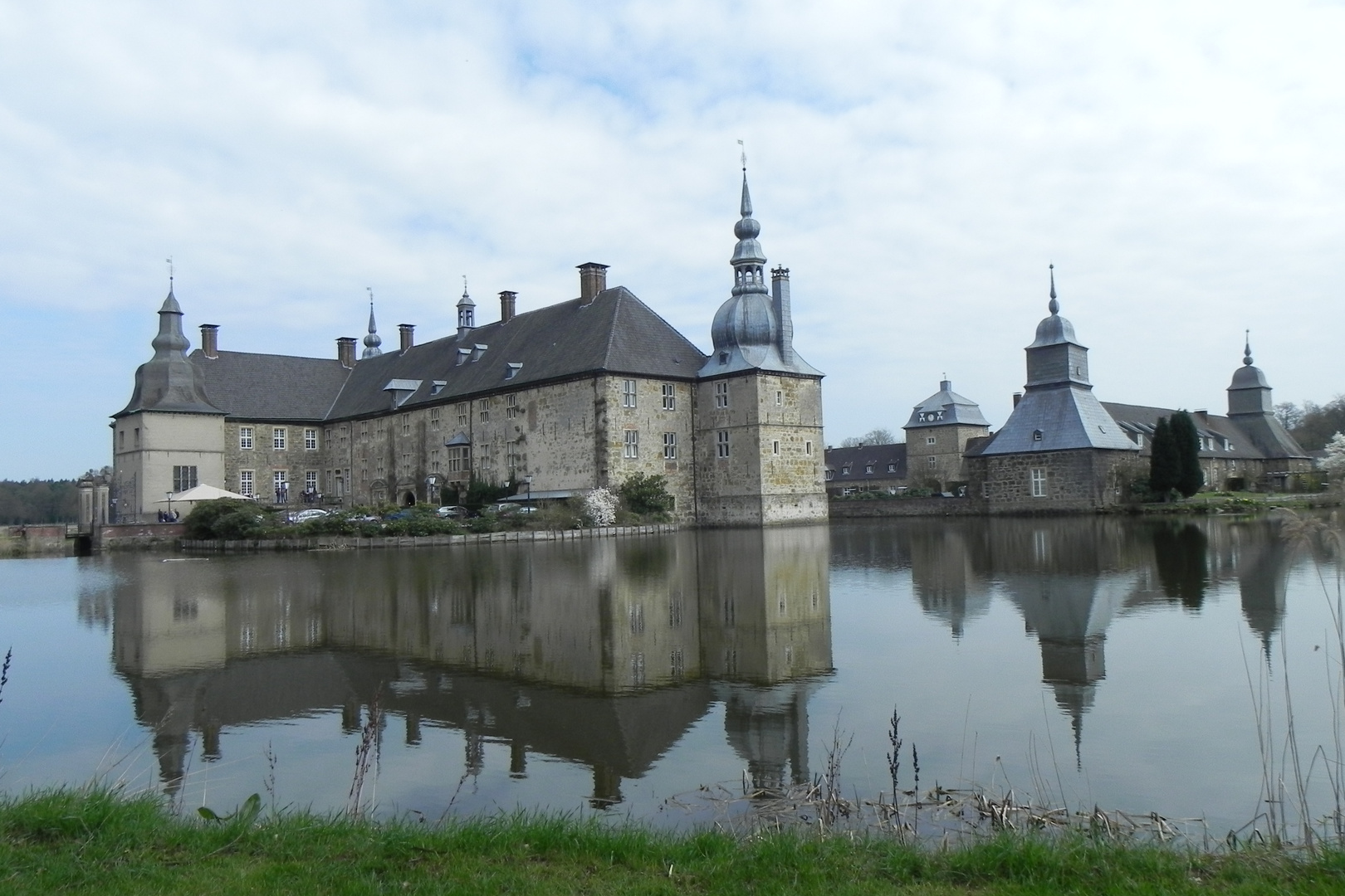 Schloss Lembeck 2 April 2013 Foto Bild architektur Schloss Lembeck 2 April 2013 Foto Bild architektur
