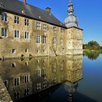 Schloss Lembeck, gespiegelt.