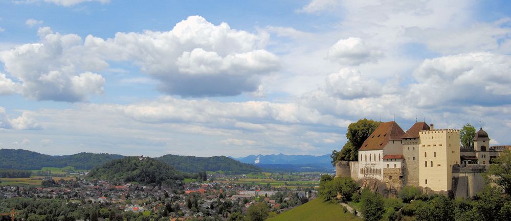 schloss lenzburg