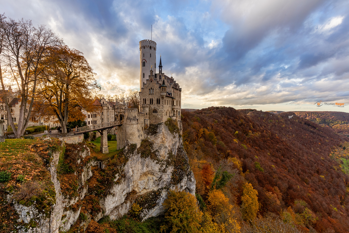 Schloss Lichtenstein bei Sonnenuntergang