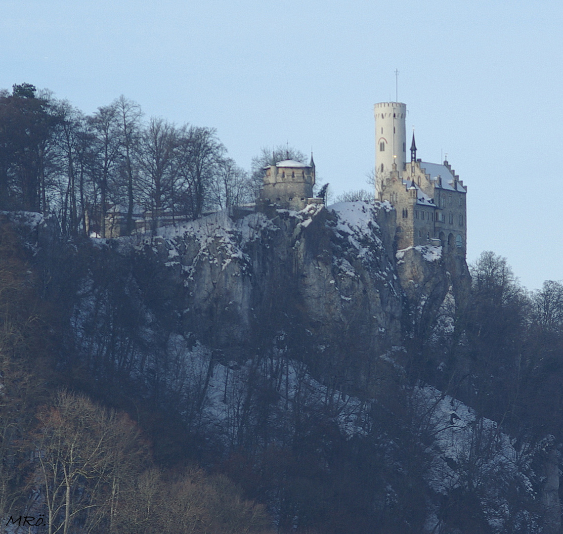 Schloß Lichtenstein im ersten Schnee !