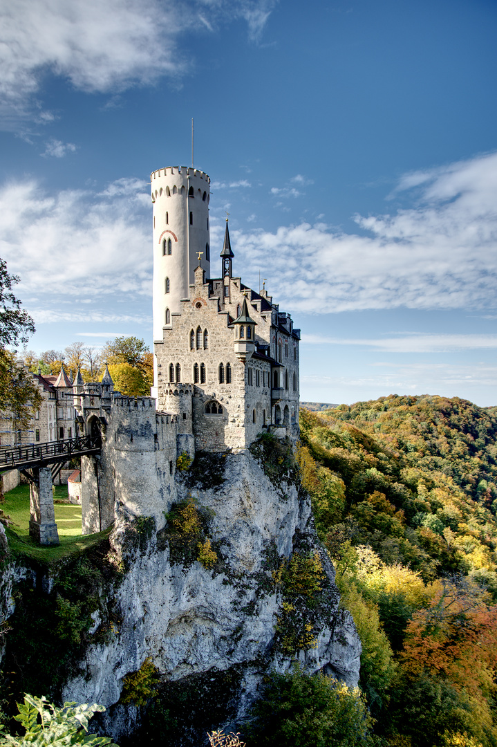 Schloss Lichtenstein im Herbst