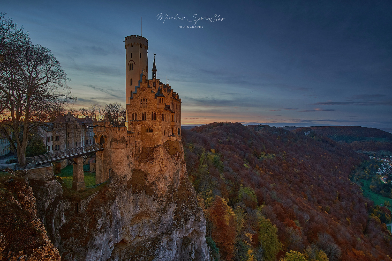 Schloss Lichtenstein zum Sonnenuntergang