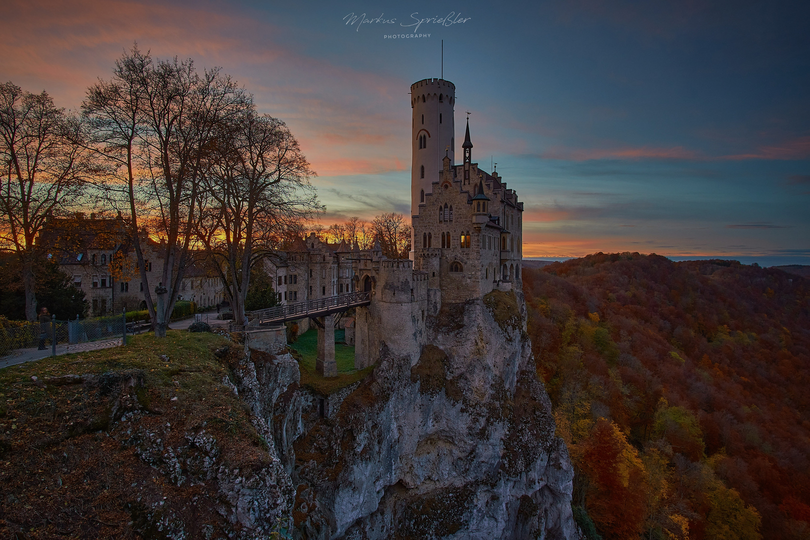 Schloss Lichtenstein zum Sonnenuntergang