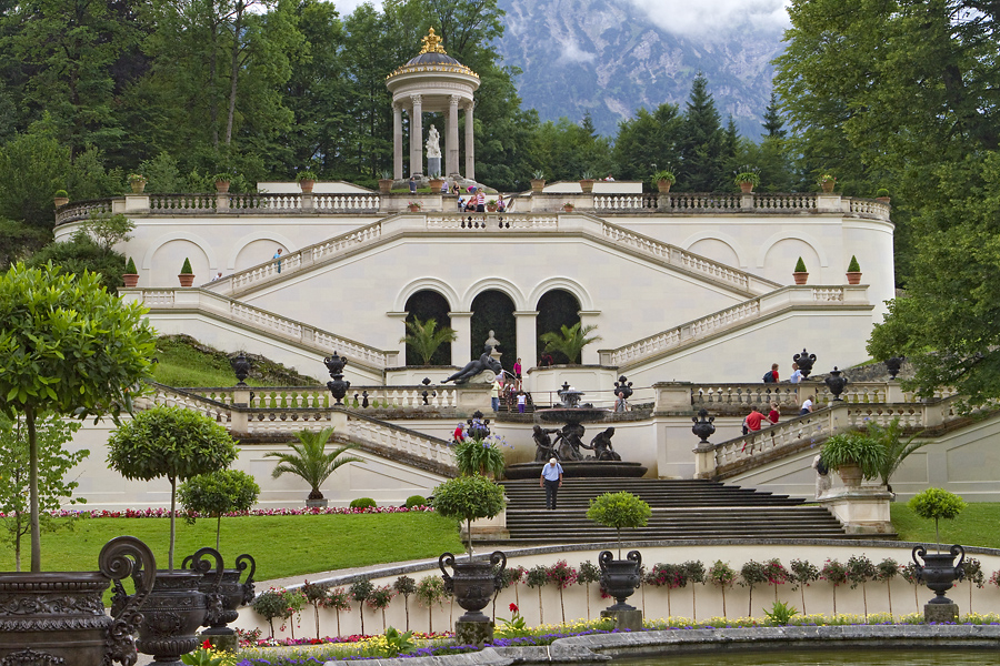 Schloss Linderhof ...